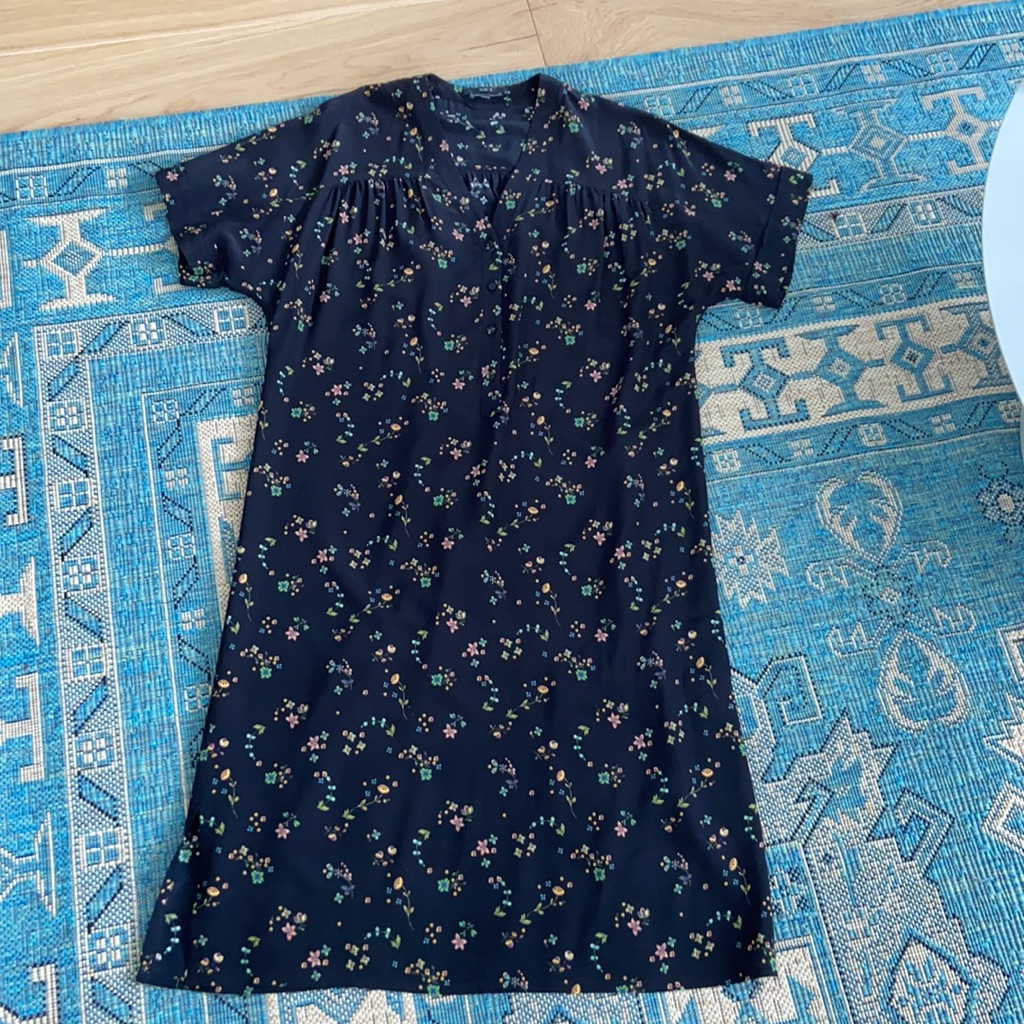 Set Lightweight Floral Silk V Neck Dress